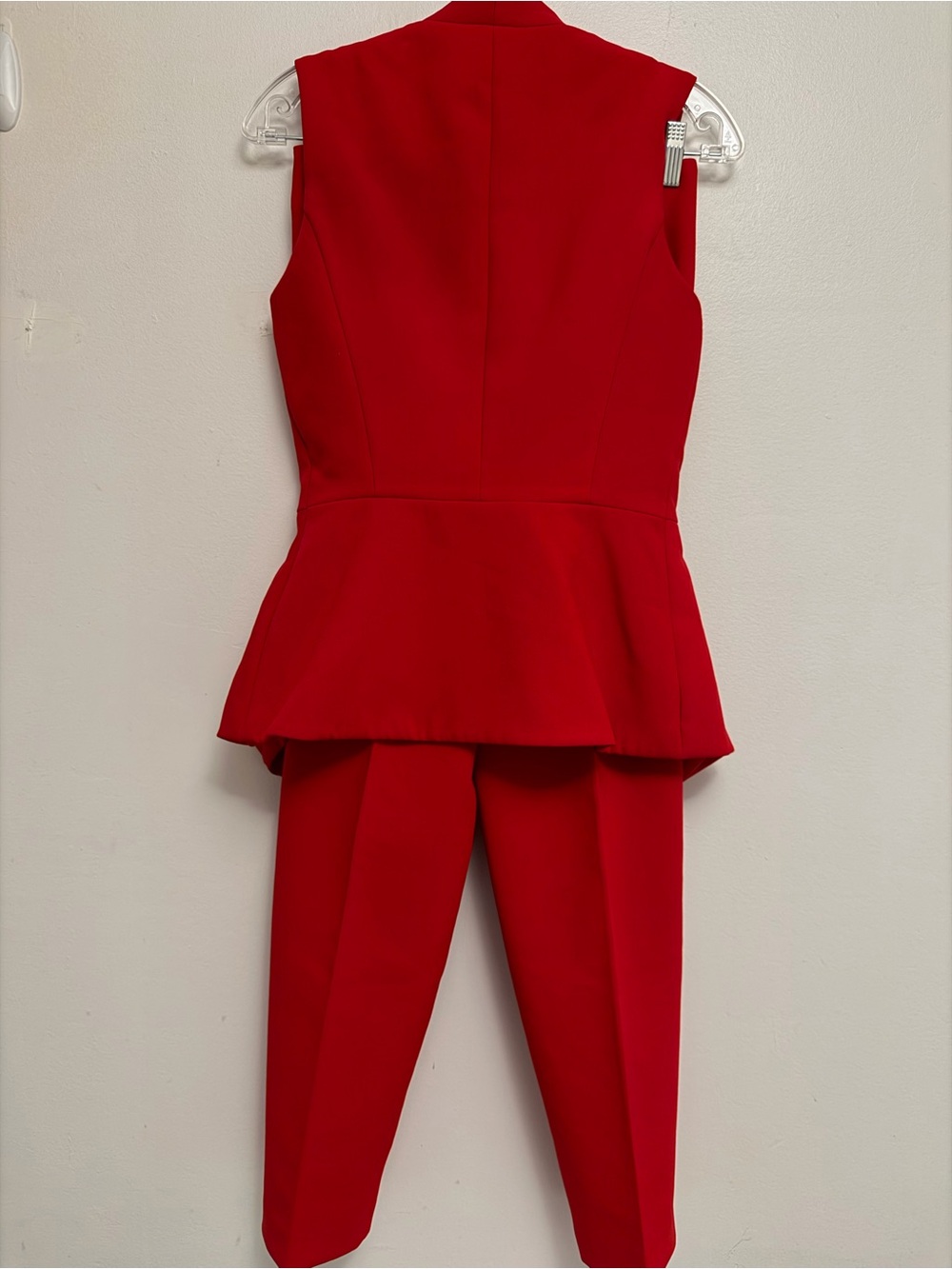Zara Red Sleeveless Double-Breasted Blazer & Tapered Pants Set - Picture 4 of 12